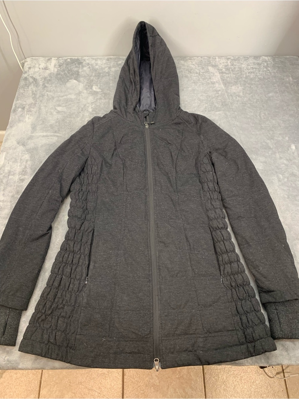 blanc noir Black Hooded Quilted-Panel Puffer Coat size large
